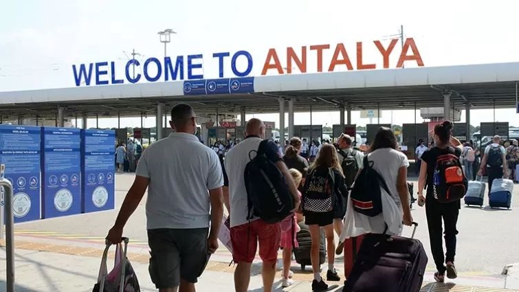 Savaşlar Antalya’yı Vurdu! Antalya Yeni Hedef Belirledi (1)