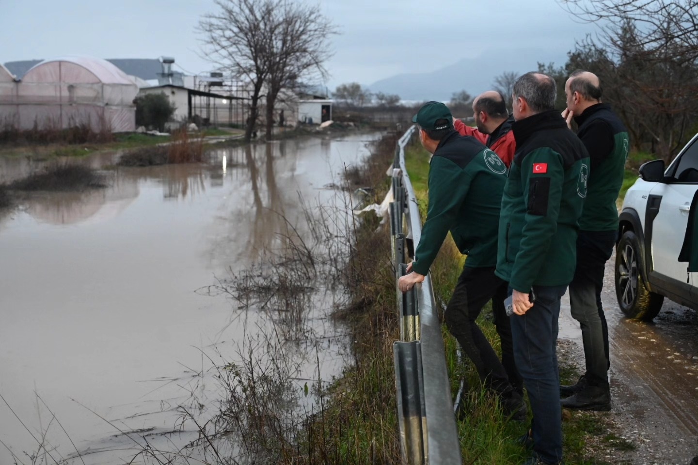 Sihirbaz Makine Antalya’ya Getirildi! Islak Ve Bataklıklarda Da Çalışabiliyor (1)