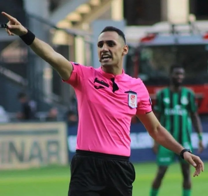 Süper Lig’de Kritik Maçların Hakemleri Açıklandı (1)