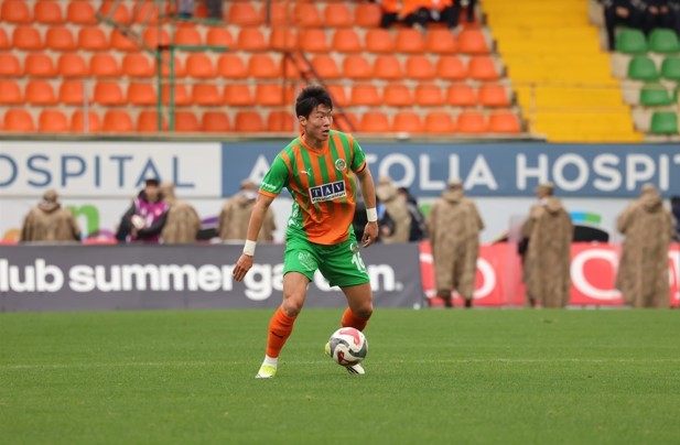 Trendyol Süper Lig Corendon Alanyaspor 1 Eyüpspor 3 (4)