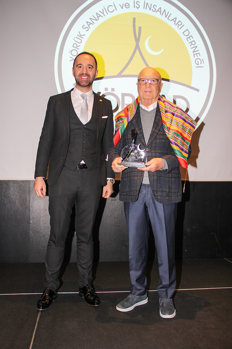 Yörsi̇ad’ta Konu ‘Dar Alanda Siyaset’ Oldu (4)