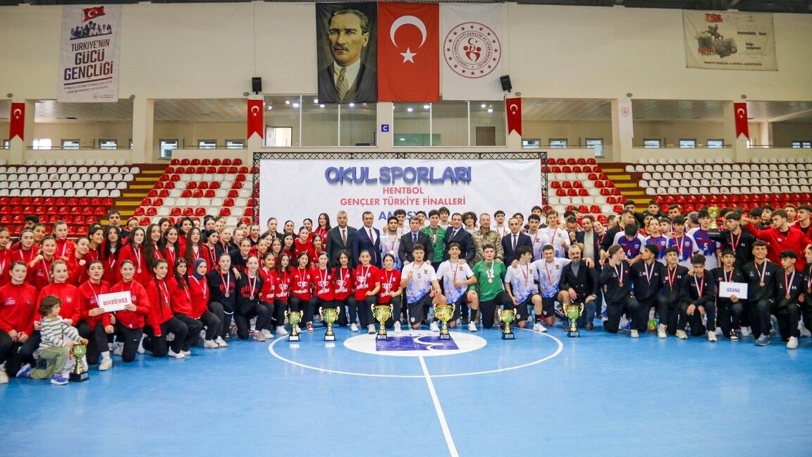 75. Yıl Cumhuriyet Anadolu Lisesi Türkiye Şampiyonu Oldu (3)