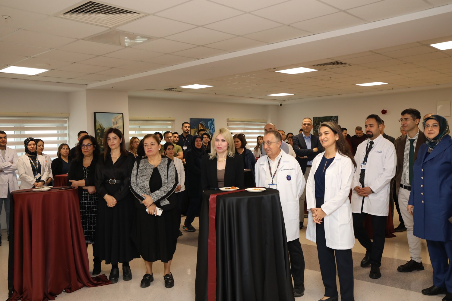 Akdeniz Üniversitesi Hastanesi’nde Hastalara Umut Oldu (4)