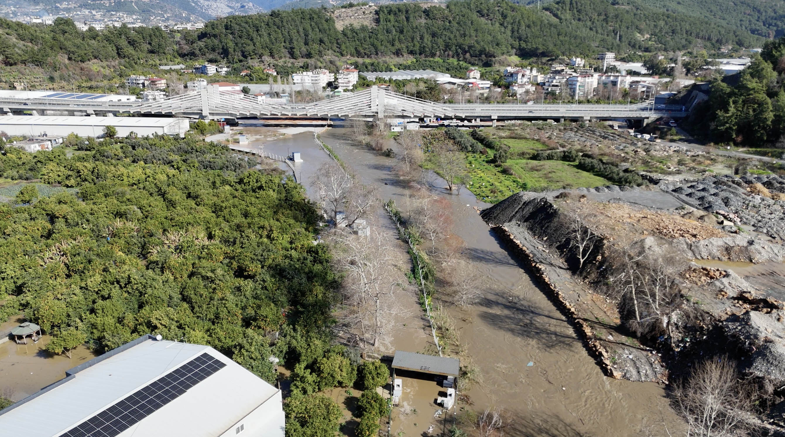 Akdeniz Üniversitesi’nden Antalya’ya Kritik Yağış Uyarısı (3)
