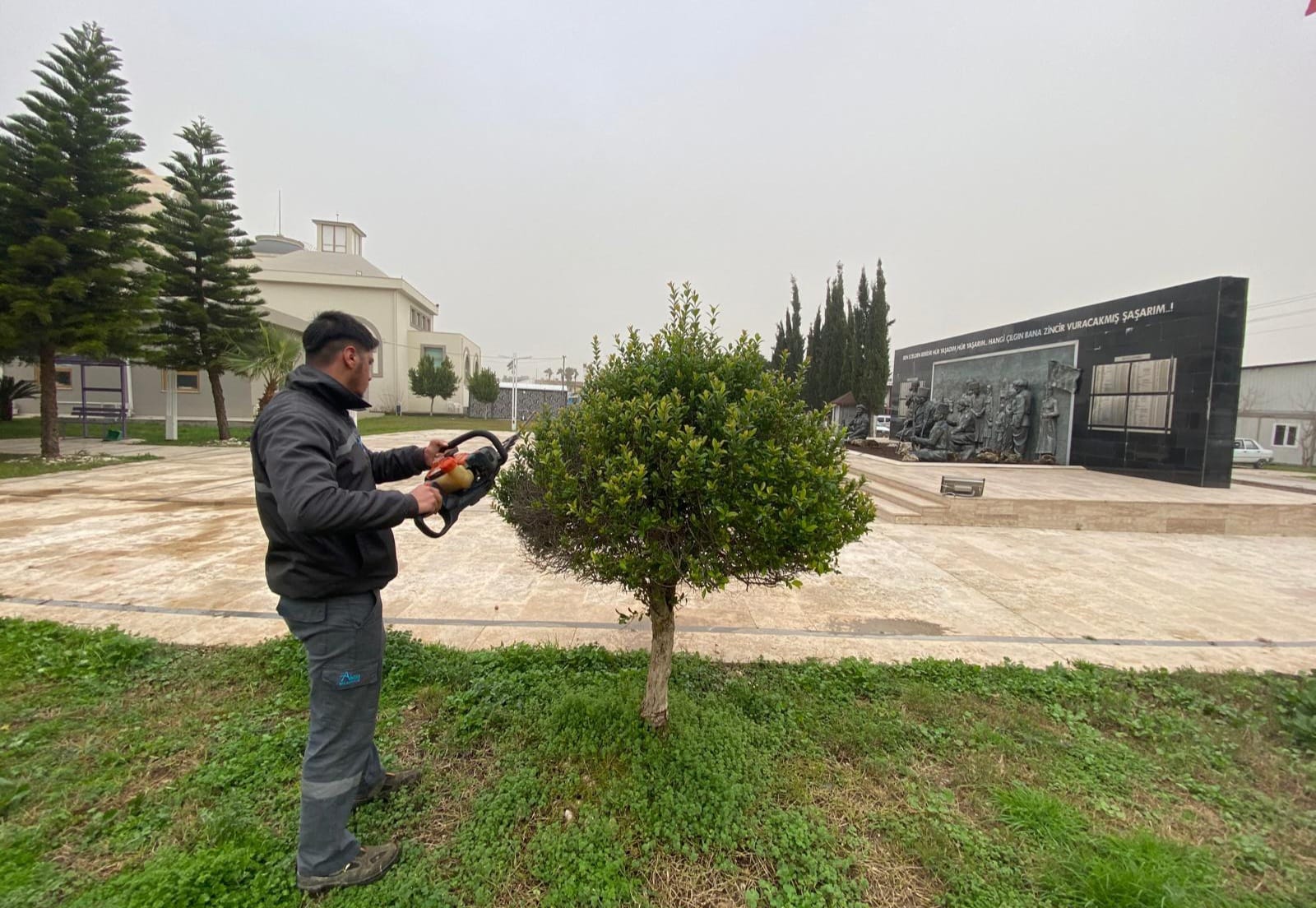 Aksu Belediyesi Sel Felaketinin Izlerini Siliyor (2)