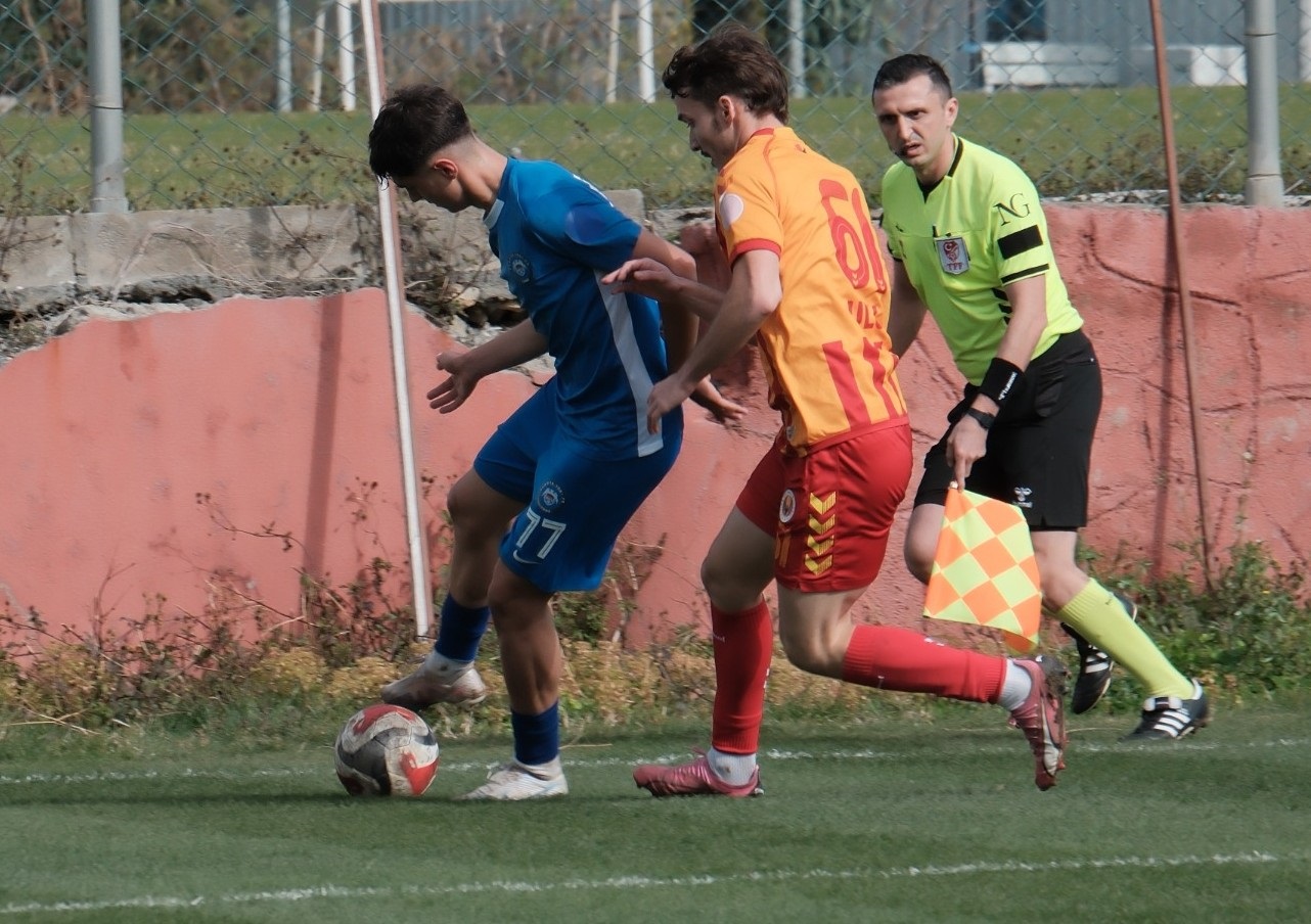 Alanya 1221, Afyon’dan Puanla Döndü (1)