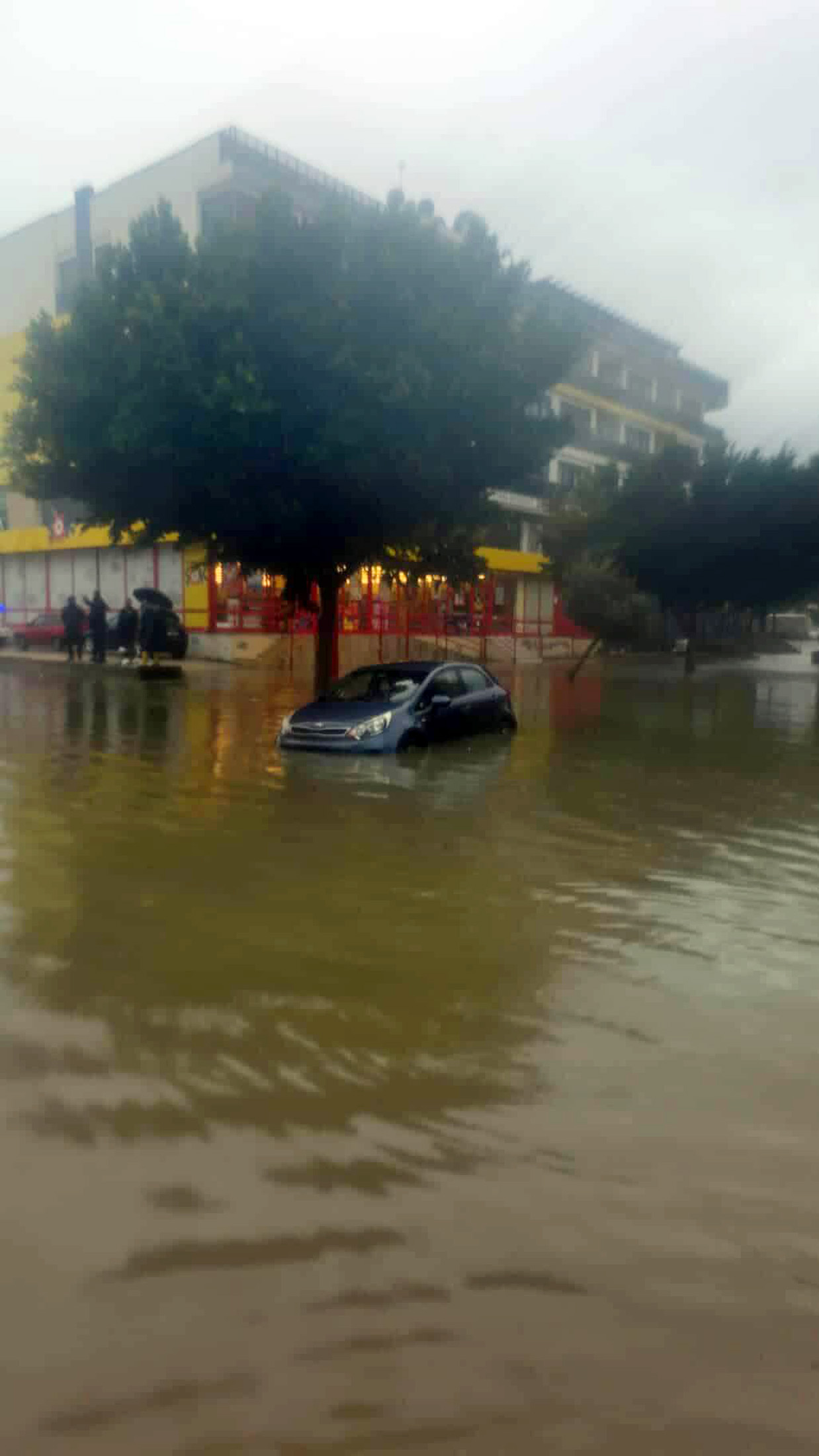 Antalya Bugün Kabusu Yaşıyor! Okullar Tatil Edildi Ilçeler Sular Altında Kaldı (17)