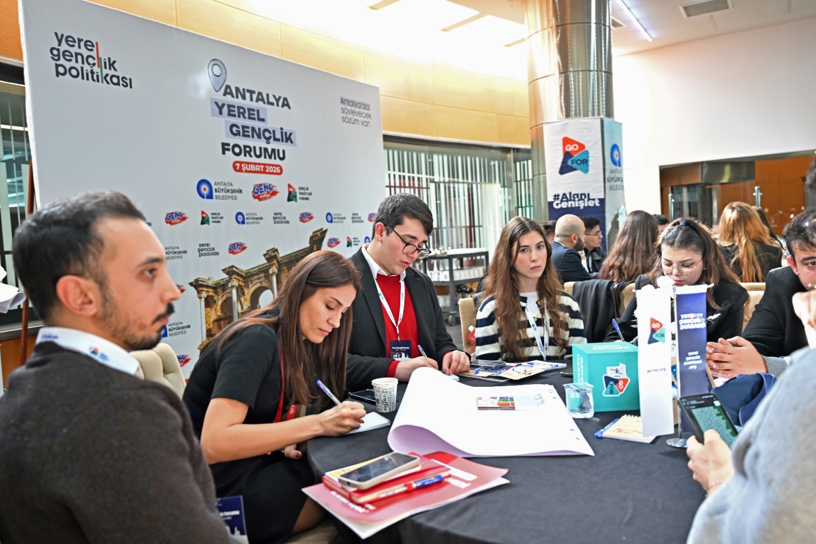 Antalya Büyükşehir Belediyesi’nin Projesiyle Gençler Bir Araya Geldi (1)