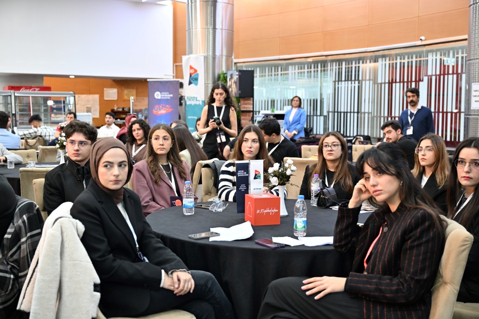 Antalya Büyükşehir Belediyesi’nin Projesiyle Gençler Bir Araya Geldi (2)