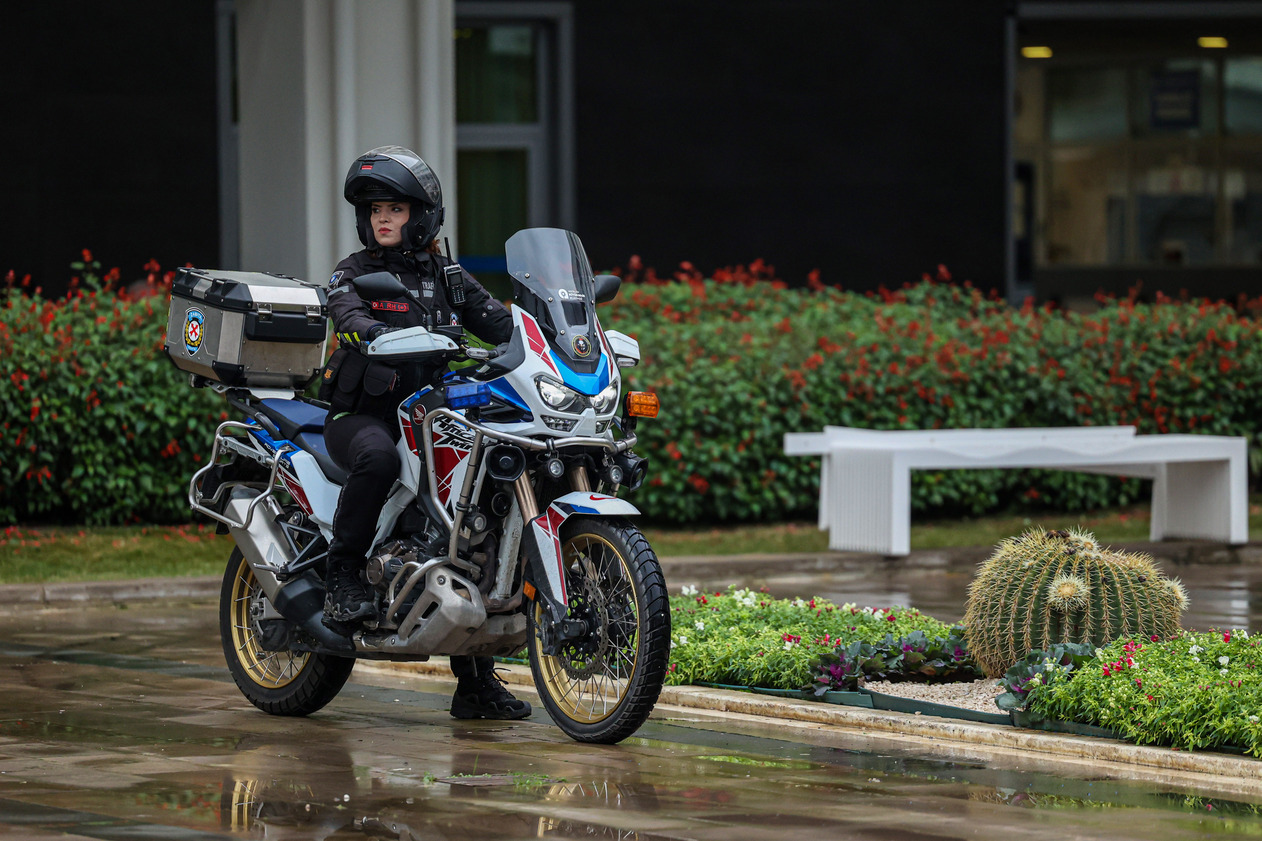 Antalya Büyükşehir Denetimde Vites Yükseltti Motosikletli Zabıta Ekipleri Aralıksız Sahada (1)