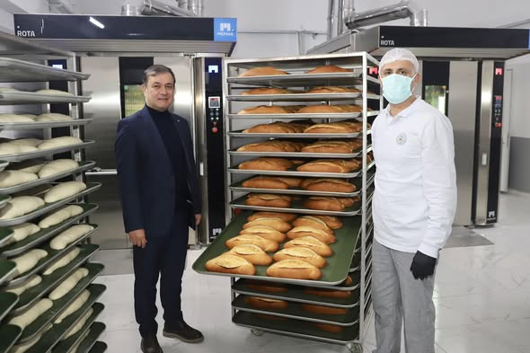 Antalya Elmalı Belediyesi’nden Nefes Aldıran Proje! Ekmek 10 Liraya Düştü (5)