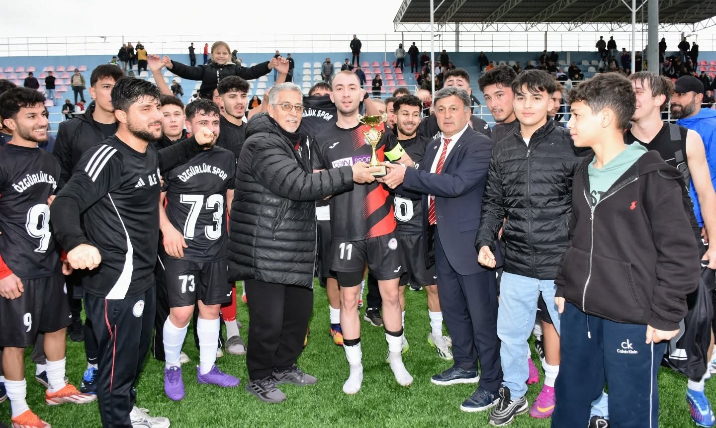 Antalya Futbolunda Görülmemiş Olay (2)