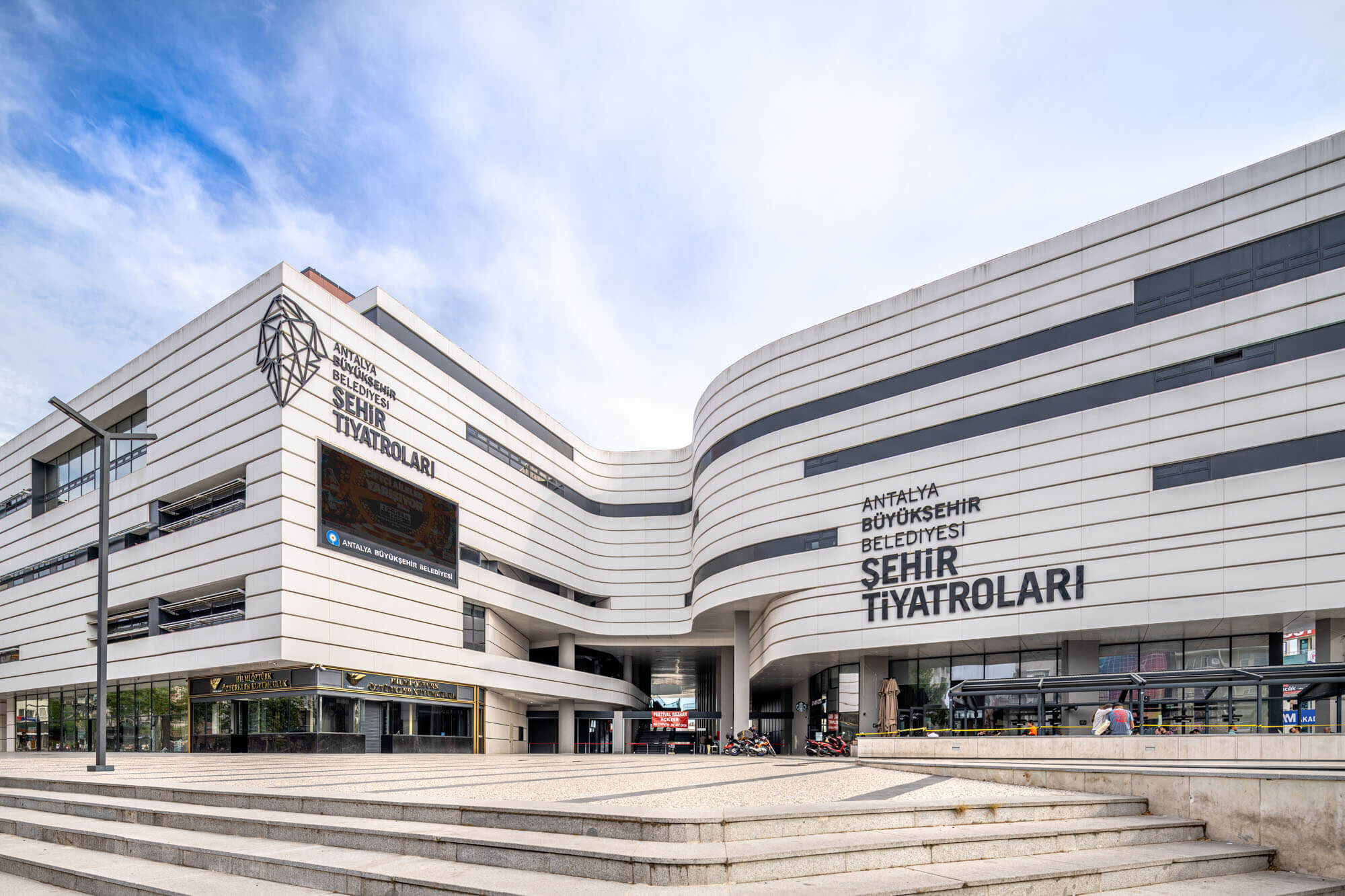 Antalya Şehir Tiyatrosu Için Yeniden Düzenlenme Çağrısı (1)-1