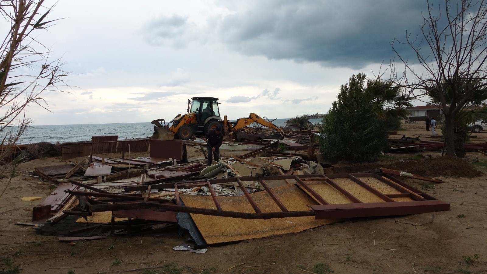 Antalya’da 15 Işletmeye Yıkım Kararı Çıktı! Bakanlıktan 15 Plaj Kararı (4)