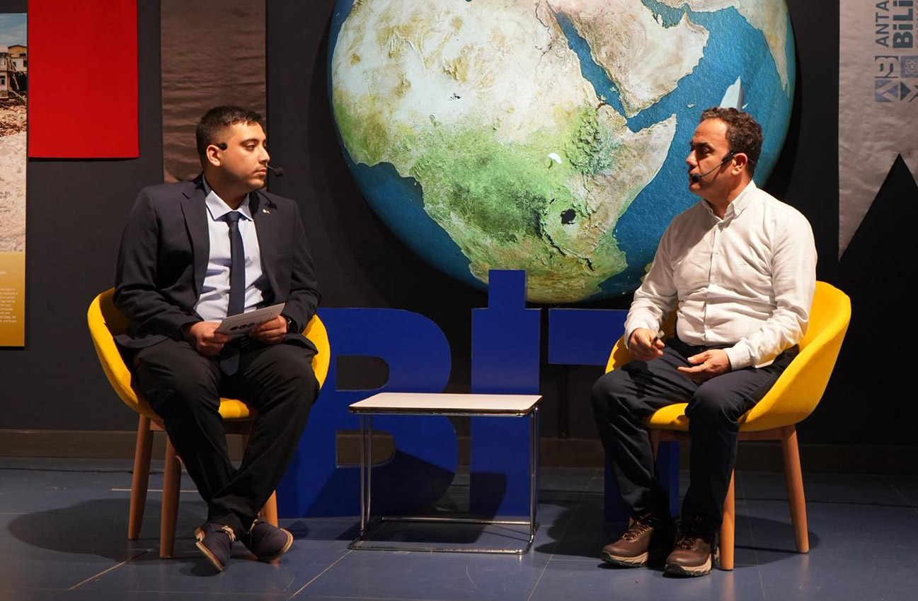 Antalya’da Deprem Gerçeği Bilim Kafe’de Masaya Yatırıldı (3)