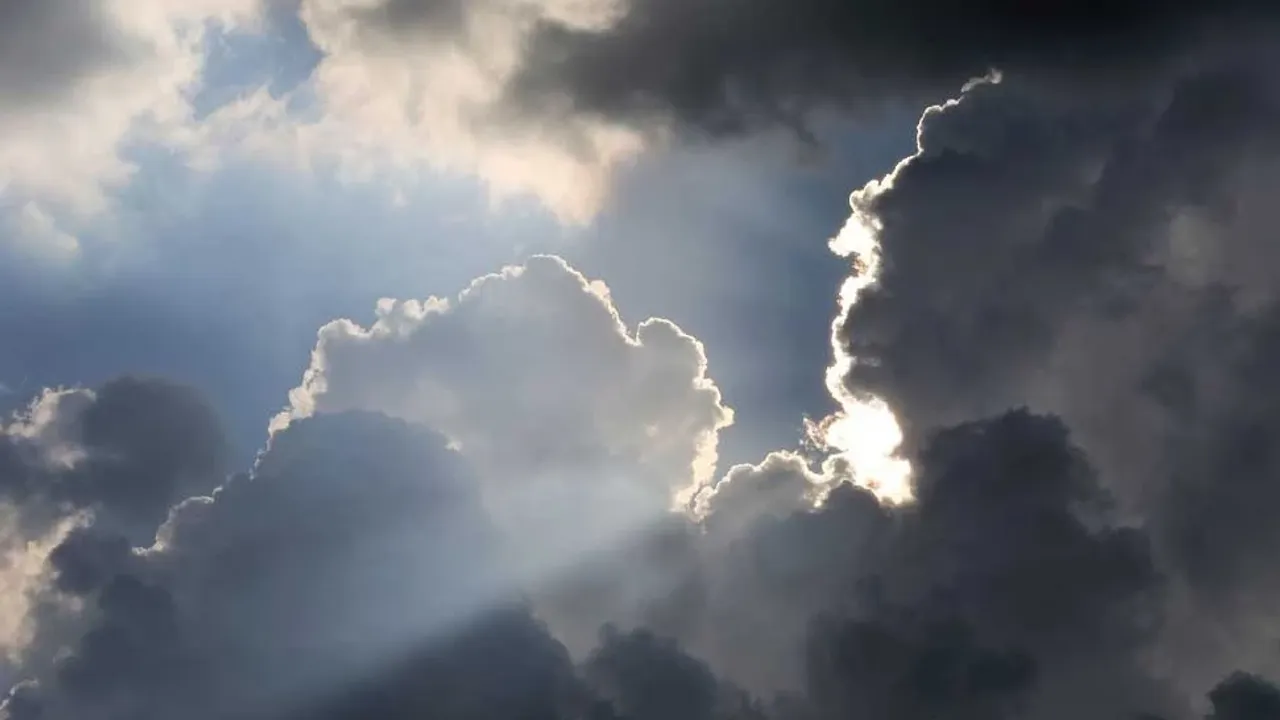 Antalya'da Deşiken Bir Gökyüzü Bizi Bekliyor (3)