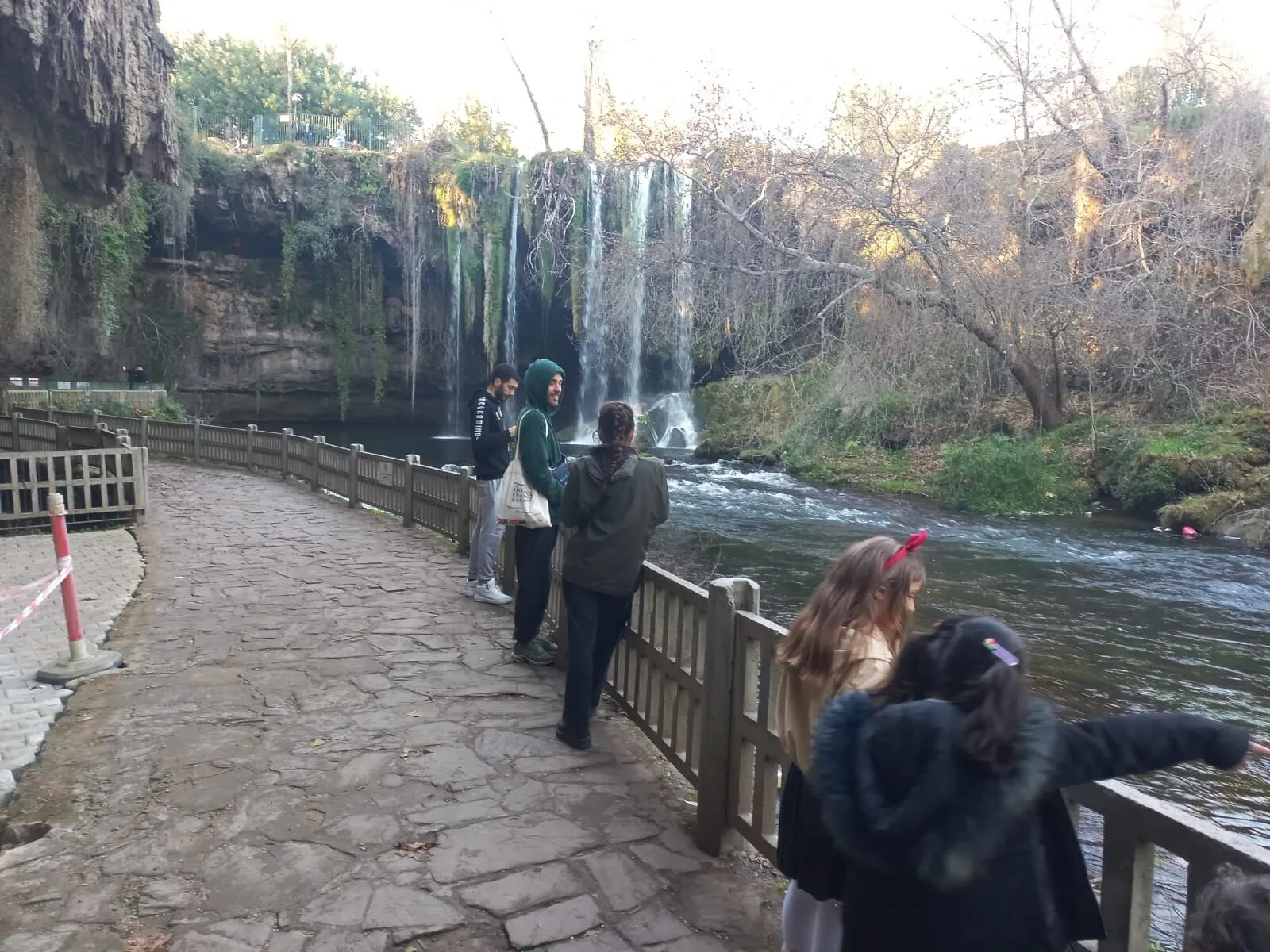 Antalya’da Kapanan Düden Şelalesi’nin Neden Kapandığı Belli Oldu (1)