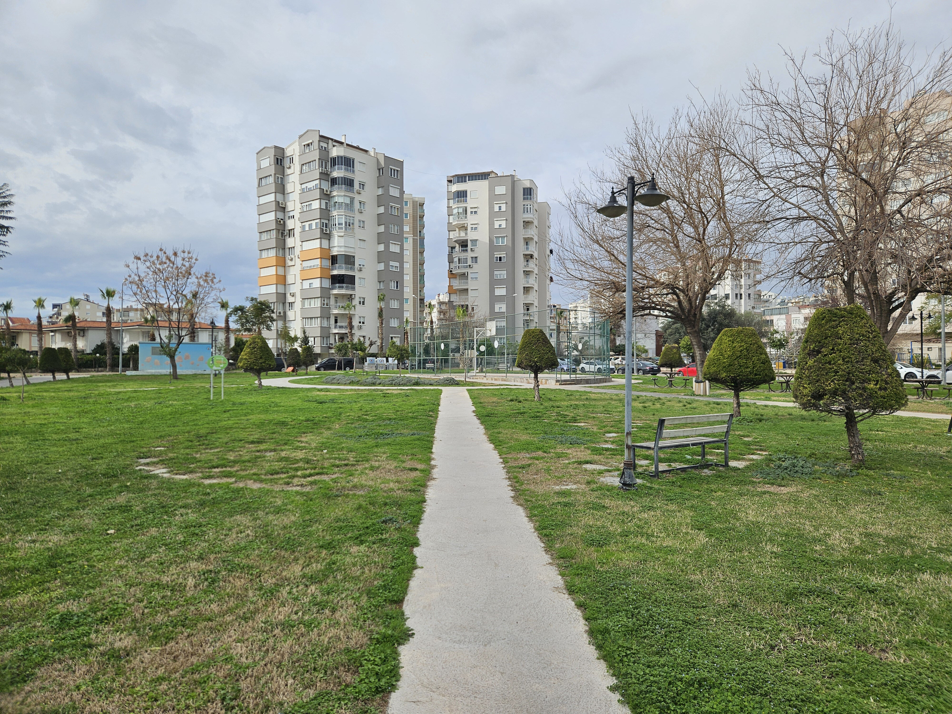 Antalya’da Mahalleli Canından Bezdi! Gözler Emniyette (3)
