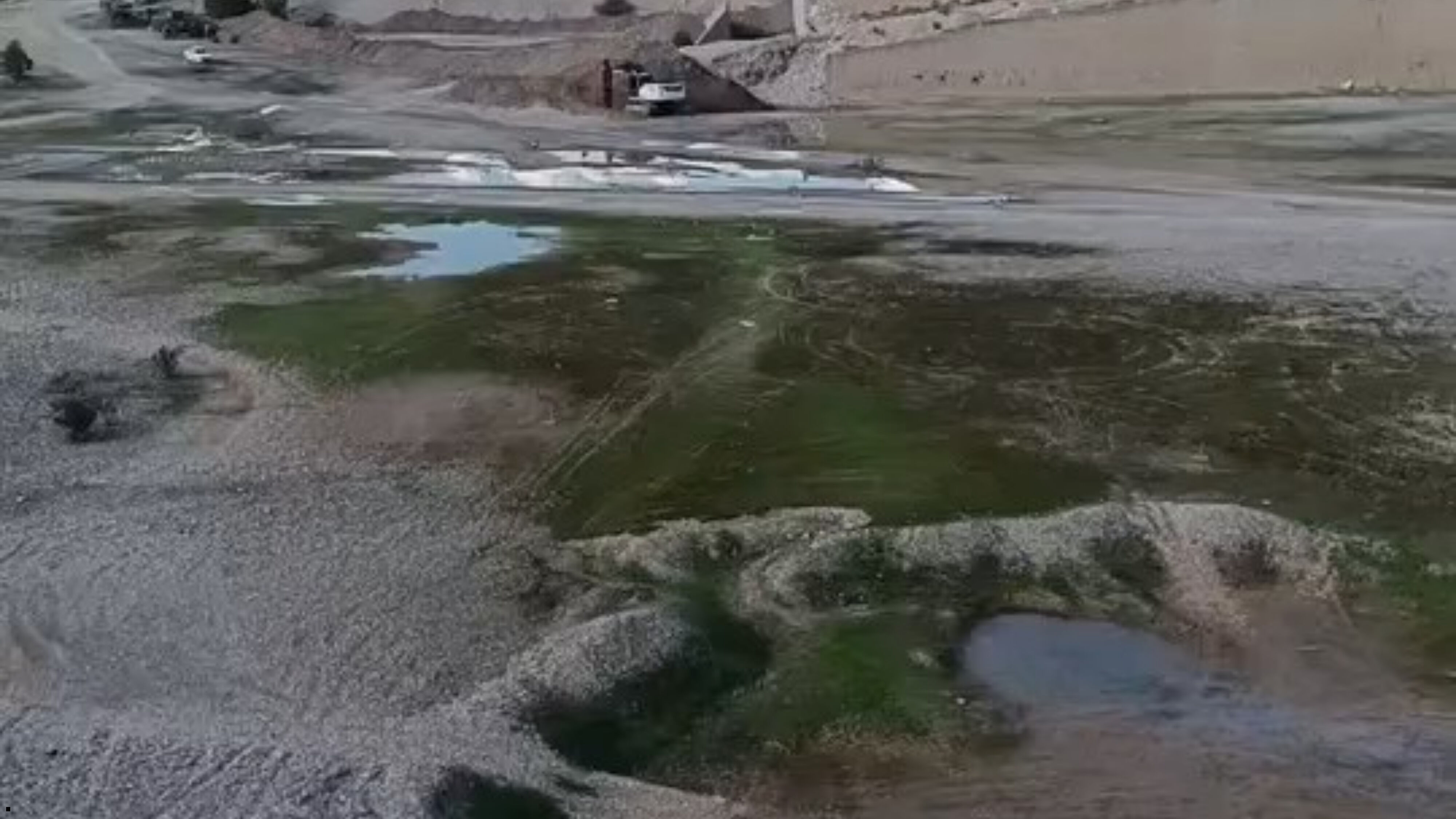 Antalya’da Yargı Kararı Sahaya Yansıdı Toki̇ Projesinde Makineleri Topladı (5)