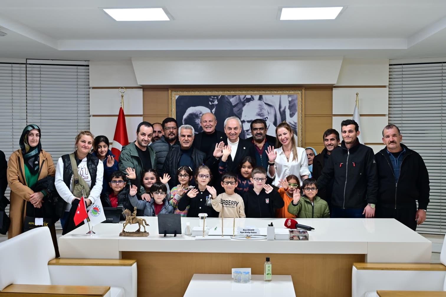 Antalya’daki 140 Öğrenciye Gözlük Hediyesi (3)