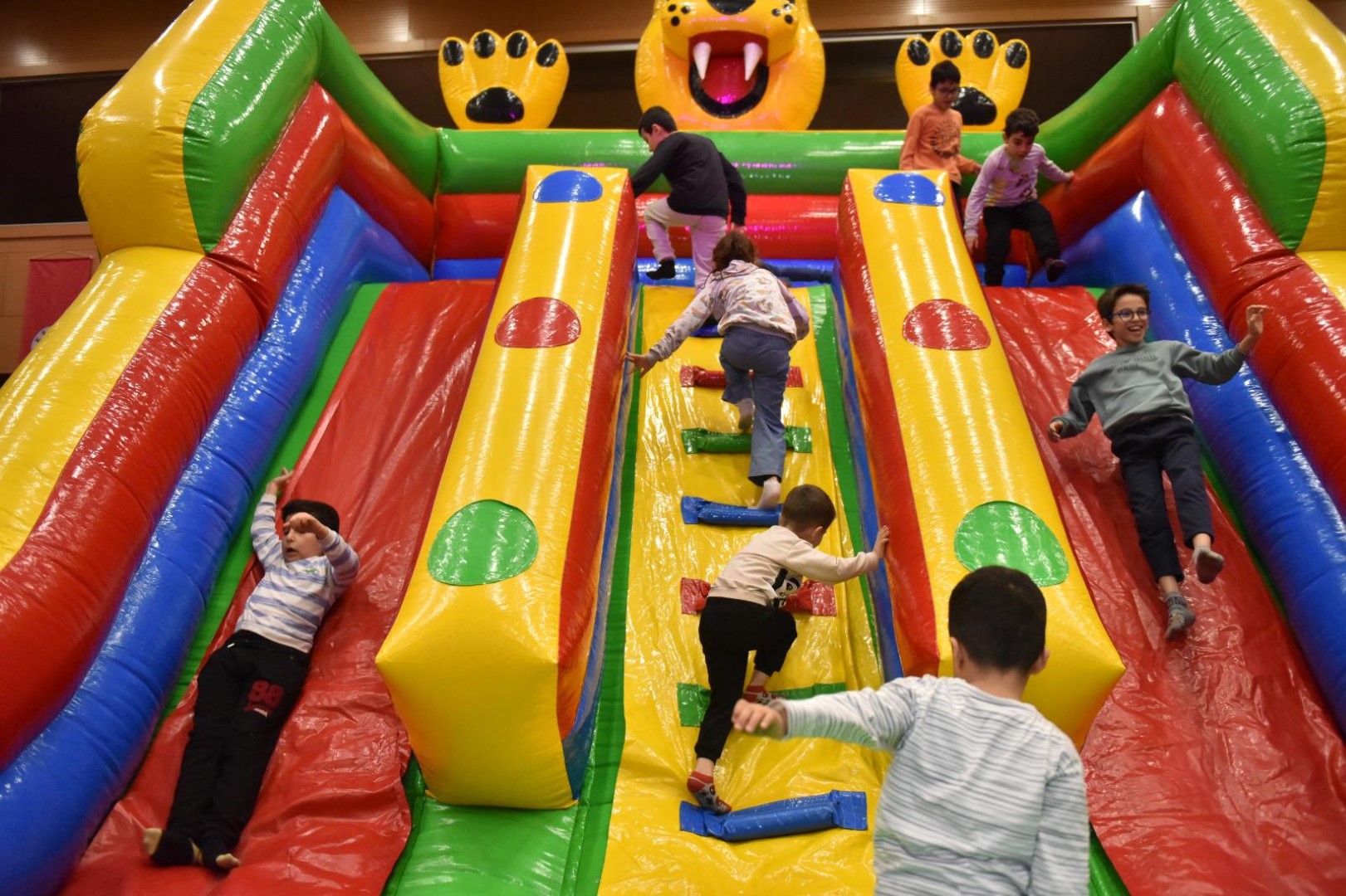 Antalya’daki Çocuklar Eğlenceye Doydu (1)