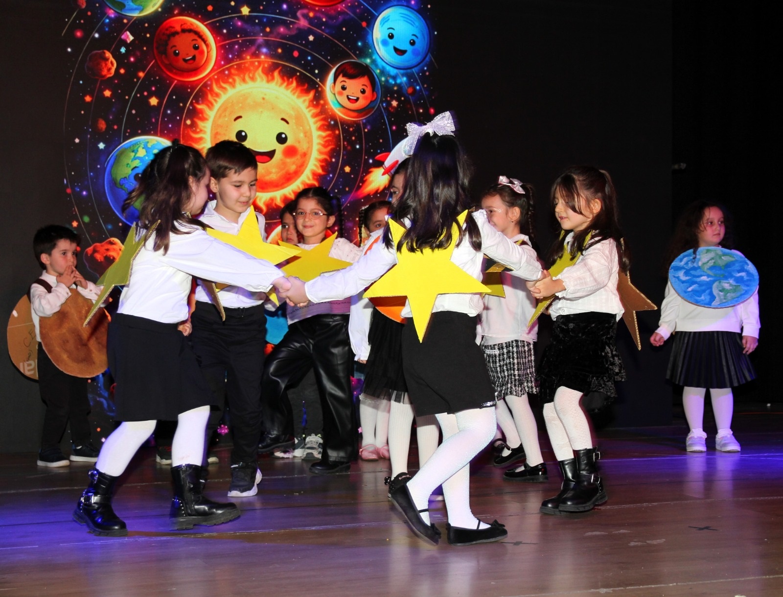 Antalya’daki Çocuklardan Üst Düzey Gösteri! Özel Antalya Envar Okulları Vizyonu Sahneye Taşıdı (6)