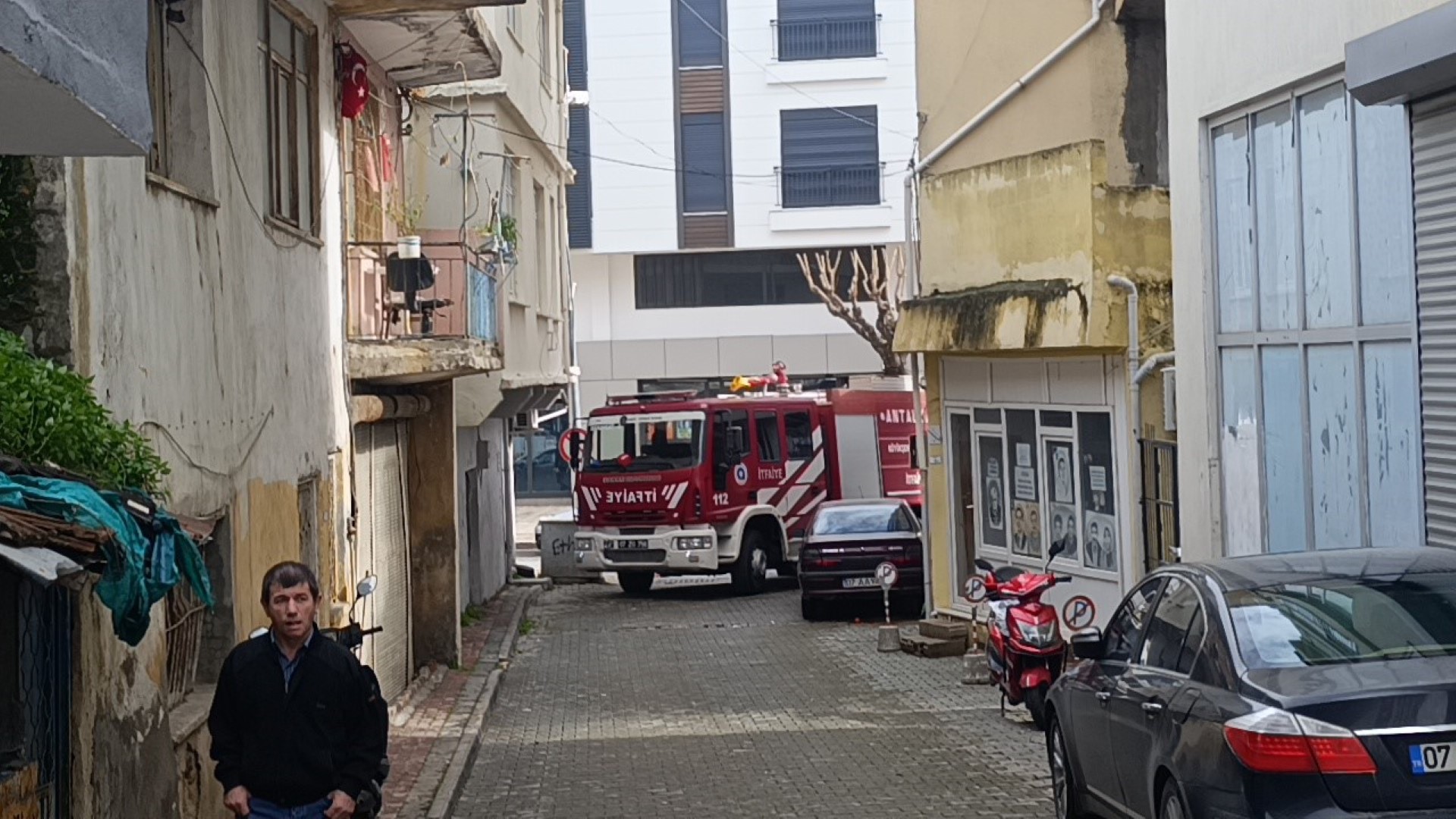 Antalya’daki Itfaiyeye Park Engeli (1)