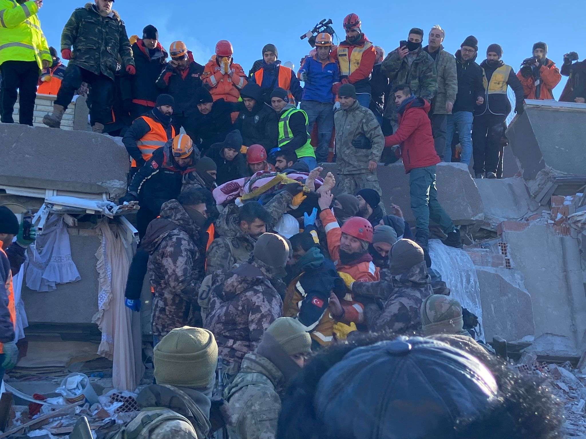 Antalya’dan 6 Şubat Deprem Uyarısı Kaynaklar Enkazdan Önce Bilime Ayrılmalı (4)