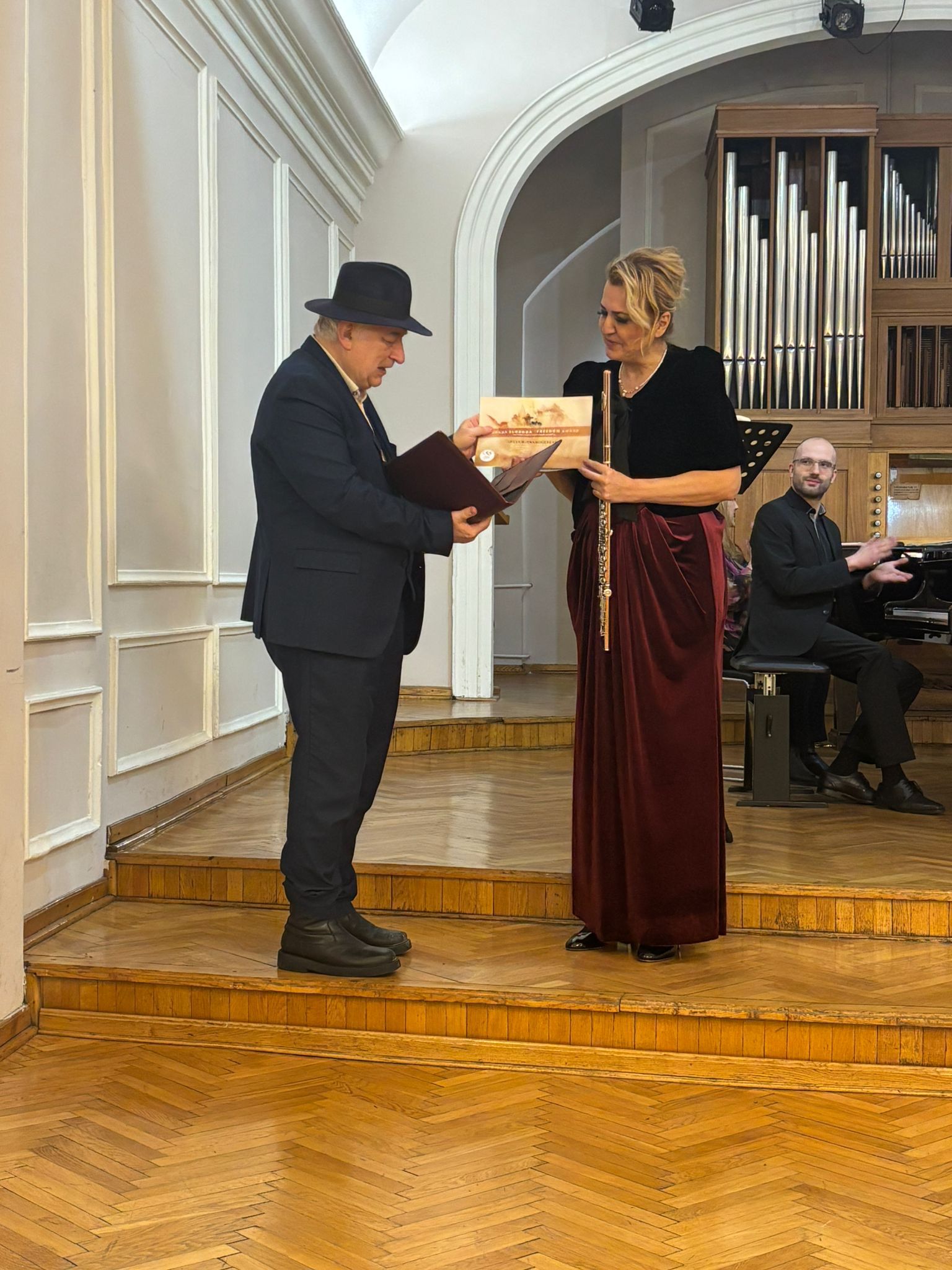 Antalyalı Flüt Sanatçısı Lelya Bayramoğulları’na Özgürlük Ödülü Verildi (11)