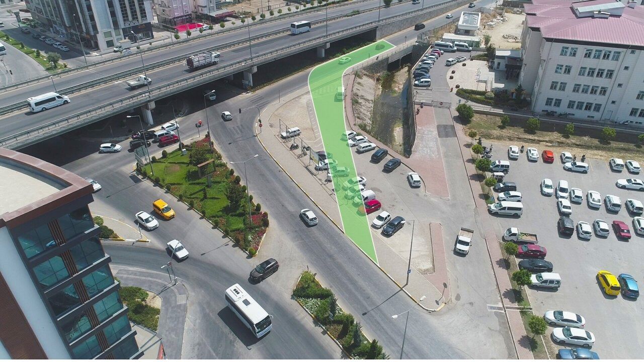 Antalya’nın En Önemli Yolu Tek Şeride Düştü! Antalya Serik Yolunun Açılış Tarihi Belli Oldu (2)