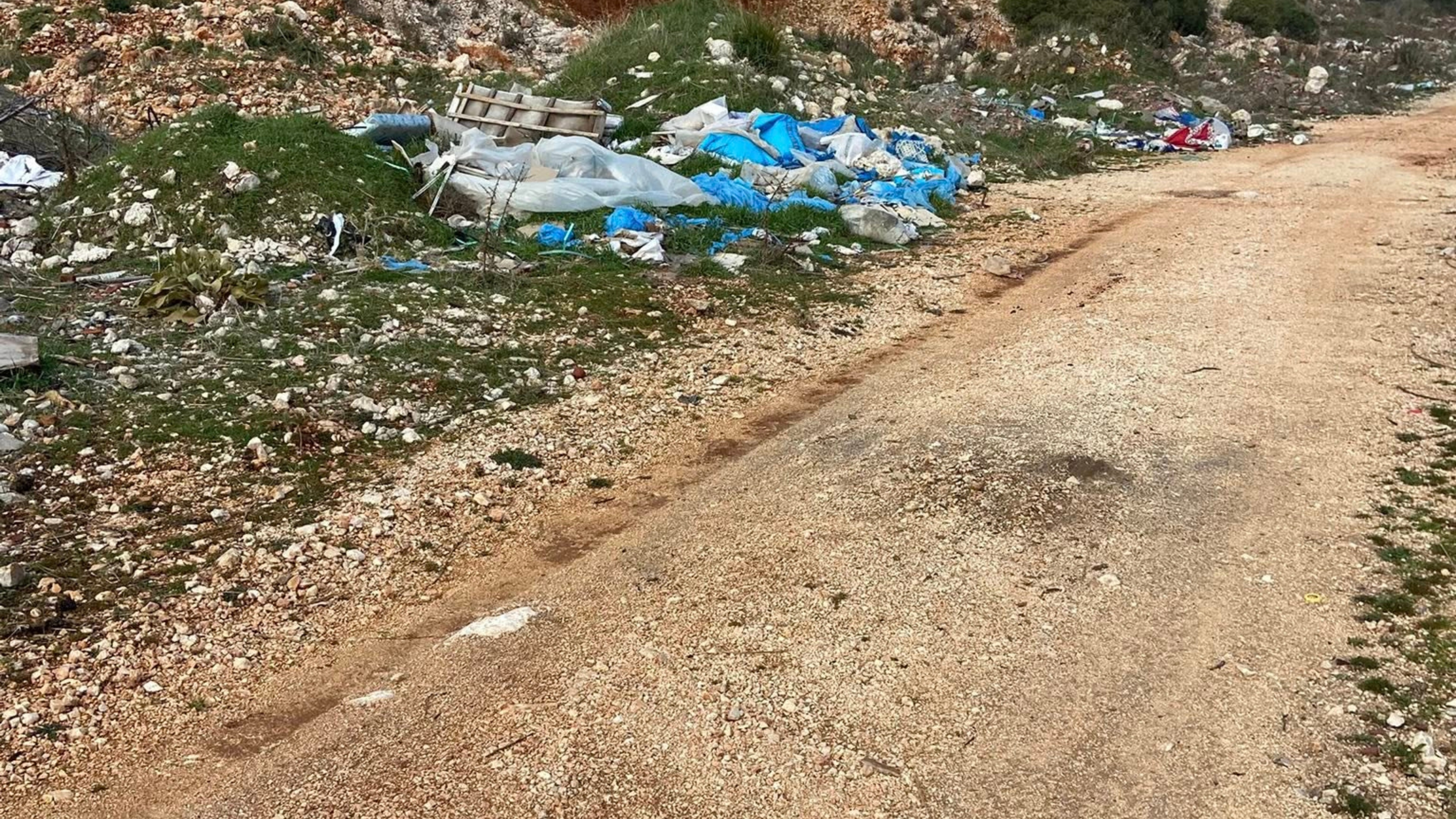 Antalya’nın Gözdesi Kaş’ta Çöp Sorunu Isyan Ettirdi (3)