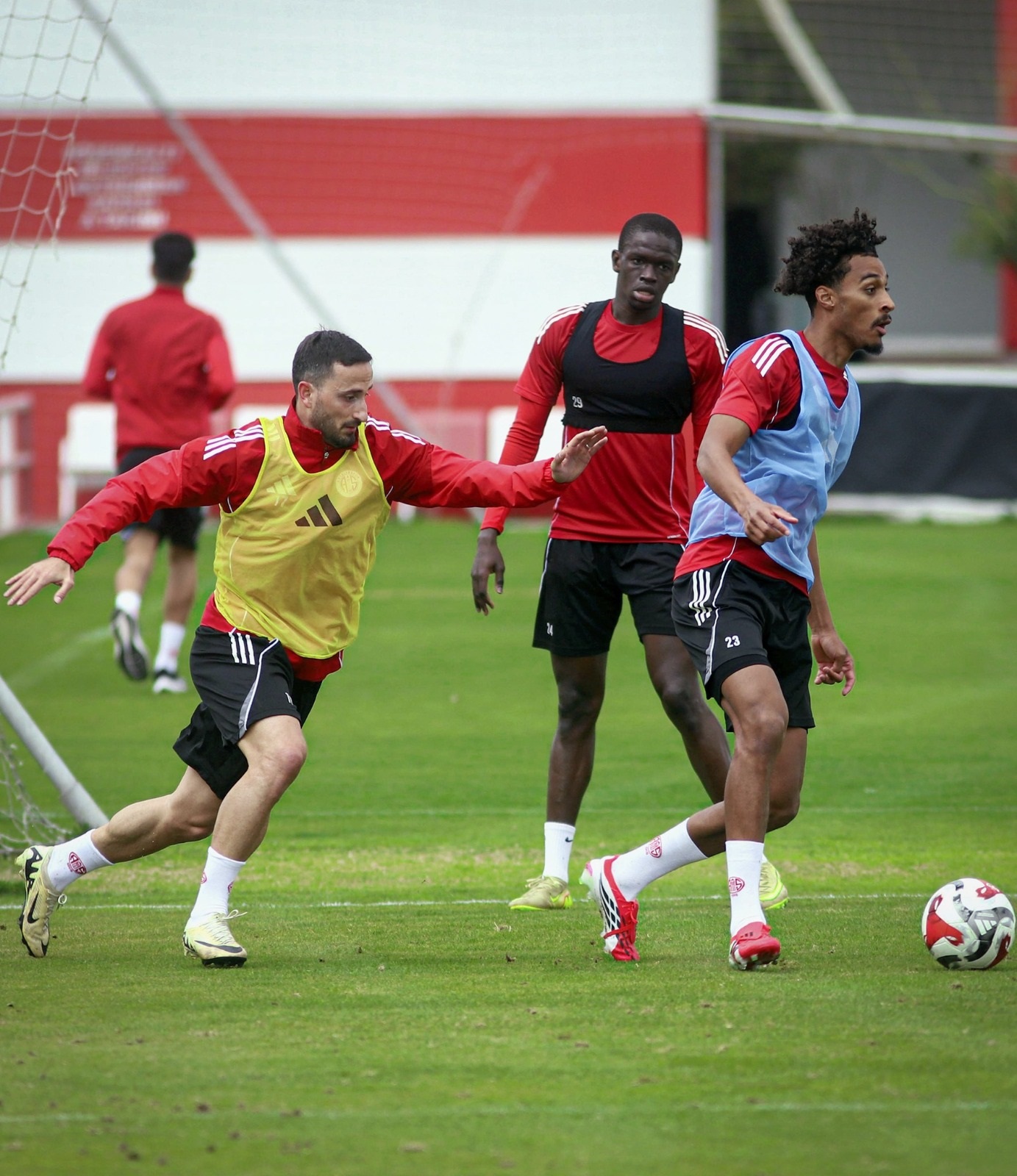 Antalyaspor Samsun’u Iki Eksikle Ağırlayacak (1)