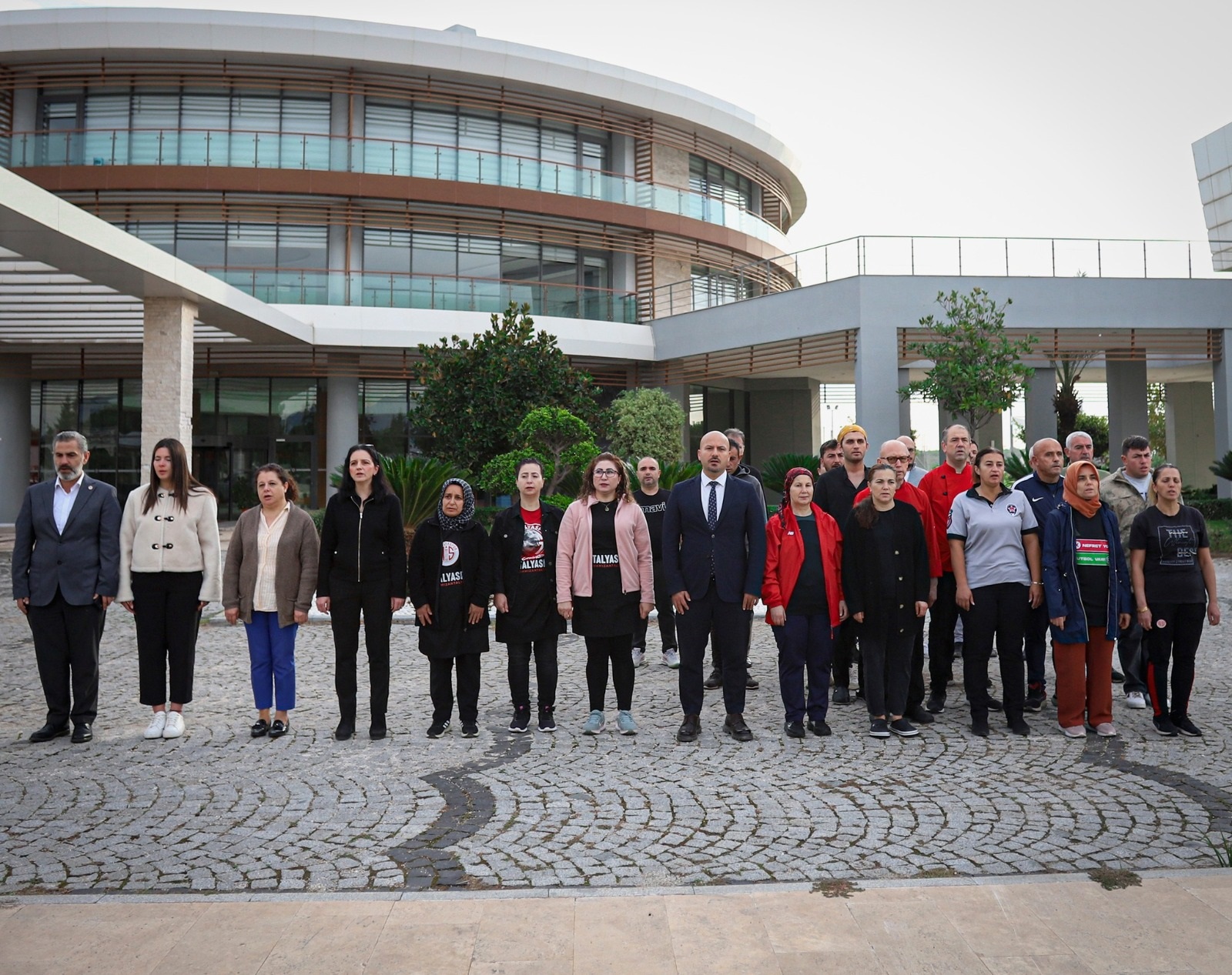 Antalyaspor’da 3 Aydır Maaş Ödenmiyor, Çalışanlar Çaresiz (3)