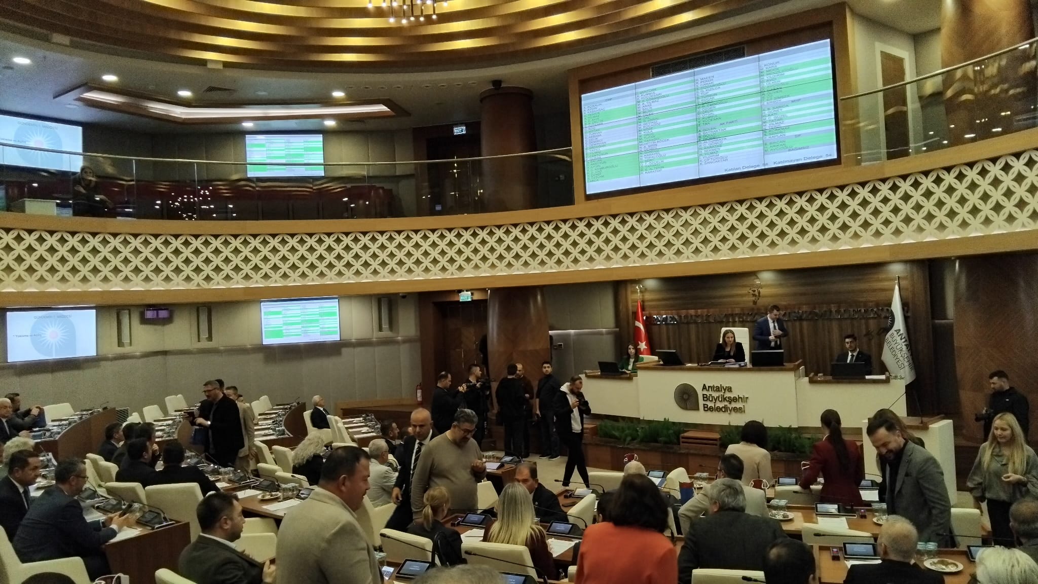 Antalya'ya Yarım Milyarlık Yol Yapılacak (1)