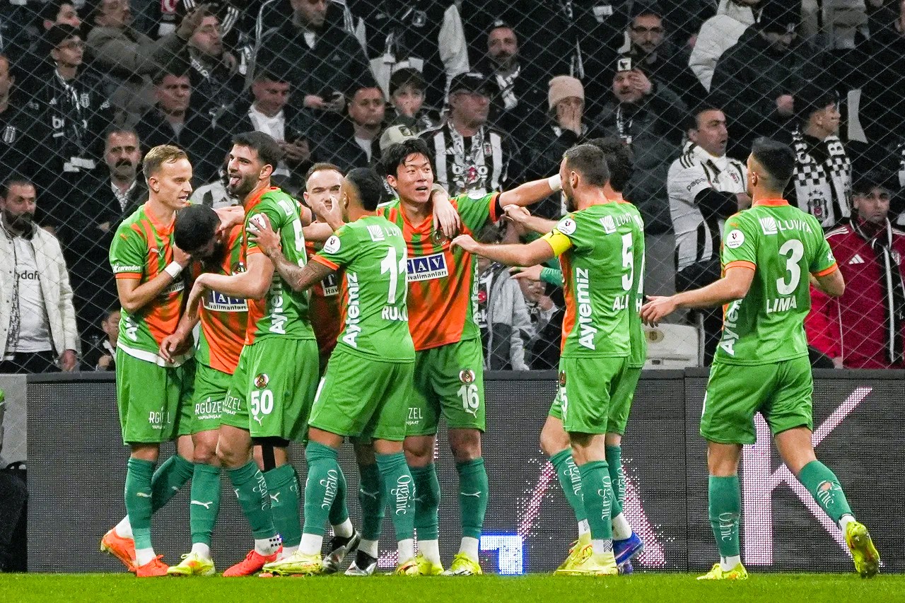Besiktas Alanyaspor Macinin Ardindan Pfdkya Sevk Edildi (2)