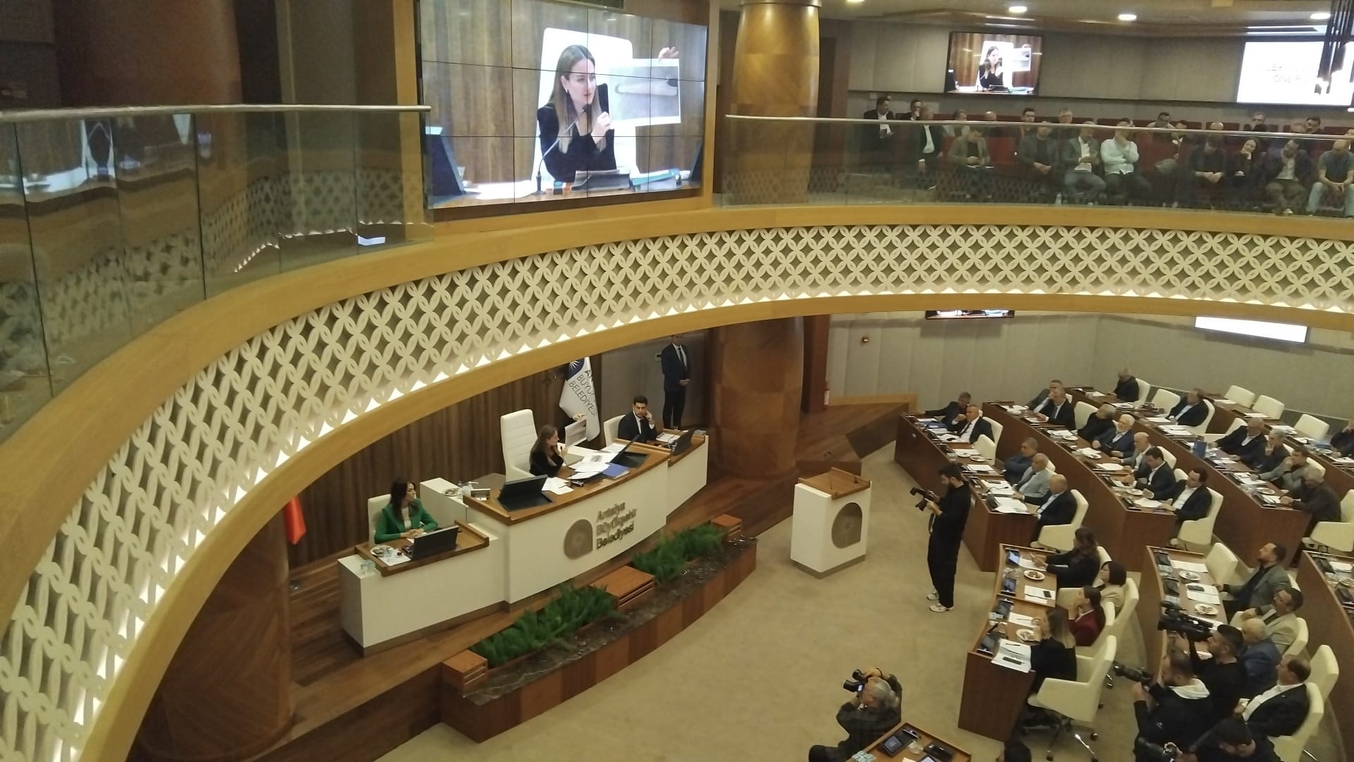 Ce8E63B0 048A 473E 95A0 5A7D28Fec3C0