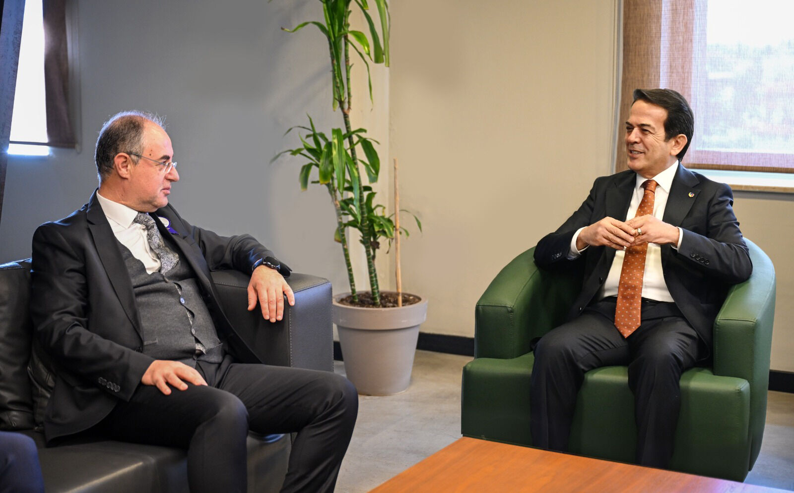 D E F T E R D A R K A R A Y I L A N D A N A T B Y E V E R G I H A F 1186724 352585