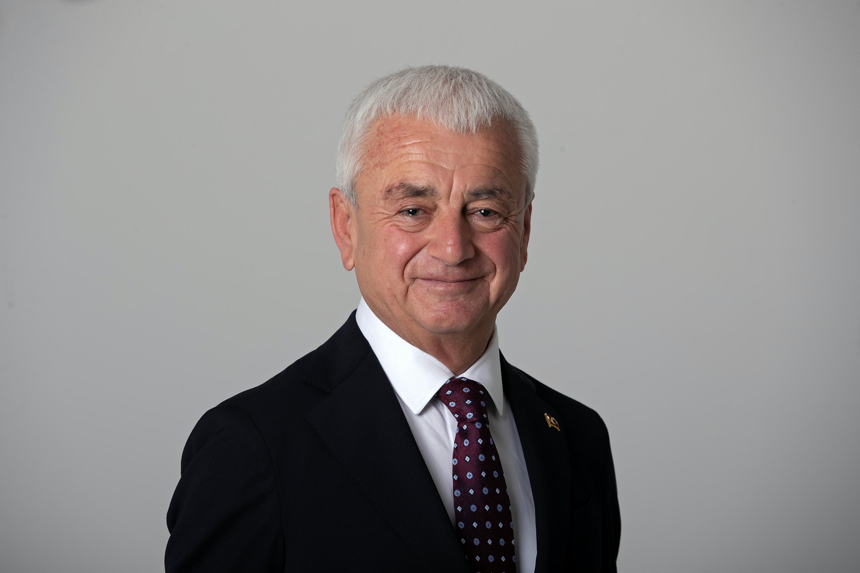 Finike Belediye Başkanı Mustafa Geyikçi’den Barınak Savunması Geldi (1)