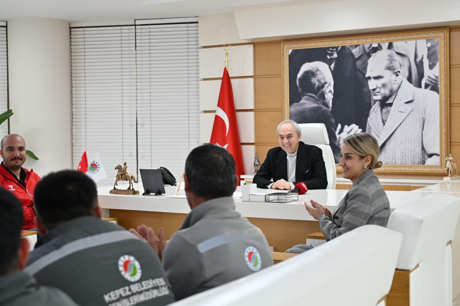 Kepez Belediye Başkanı Mesut Kocagöz’den Sezonluk Işçilere Daimi Iş Müjdesi (3)