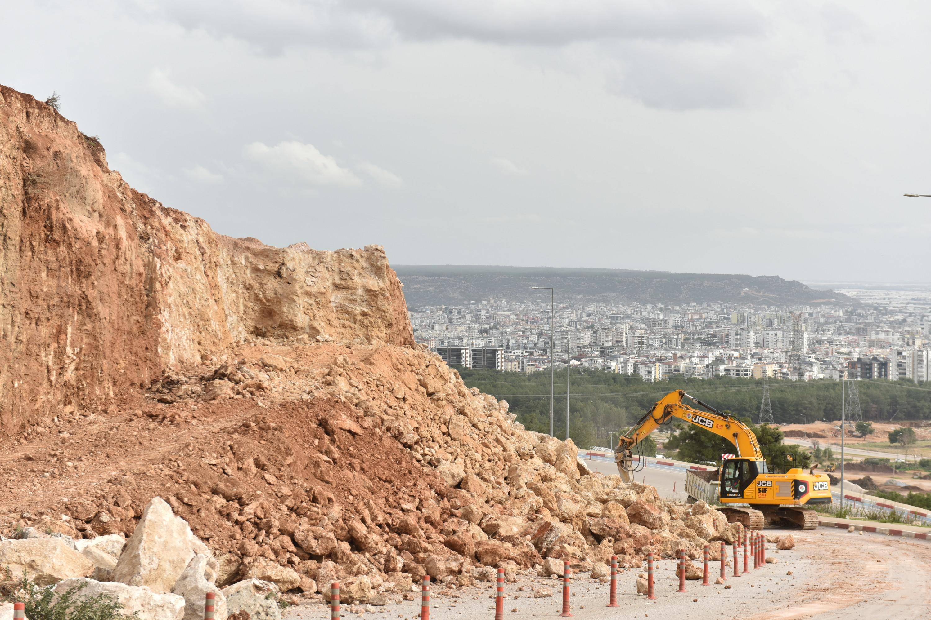 Kepez Belediyesi’nden Riski Azaltma Çalışması (3)