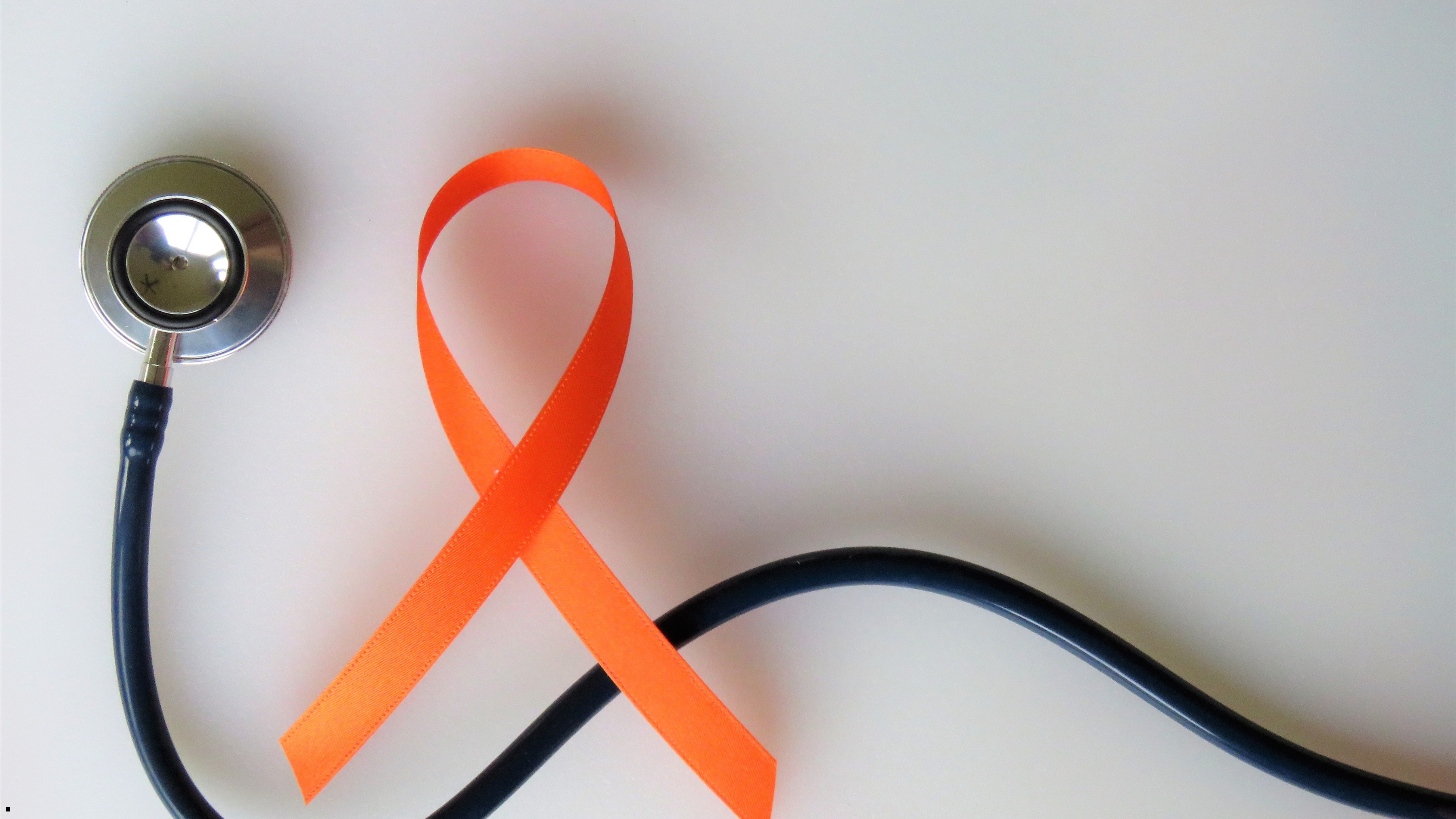 Lösev Düğmeye Bastı! Antalya’da Yüz Binlerce Aileye Koli Koli Mutluluk Dağıtacak (3)