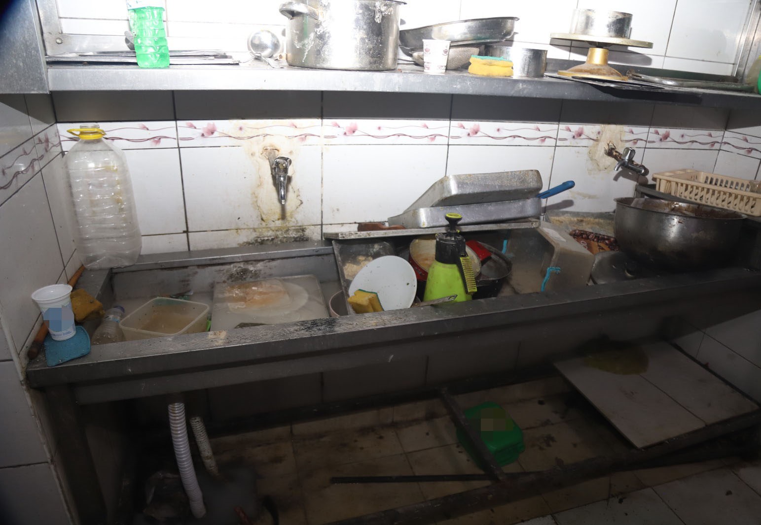 Mersin’de Hijyen Kurallarına Uymayan Fırına 6 Bin 400 Lira Ceza Kesildi (1)