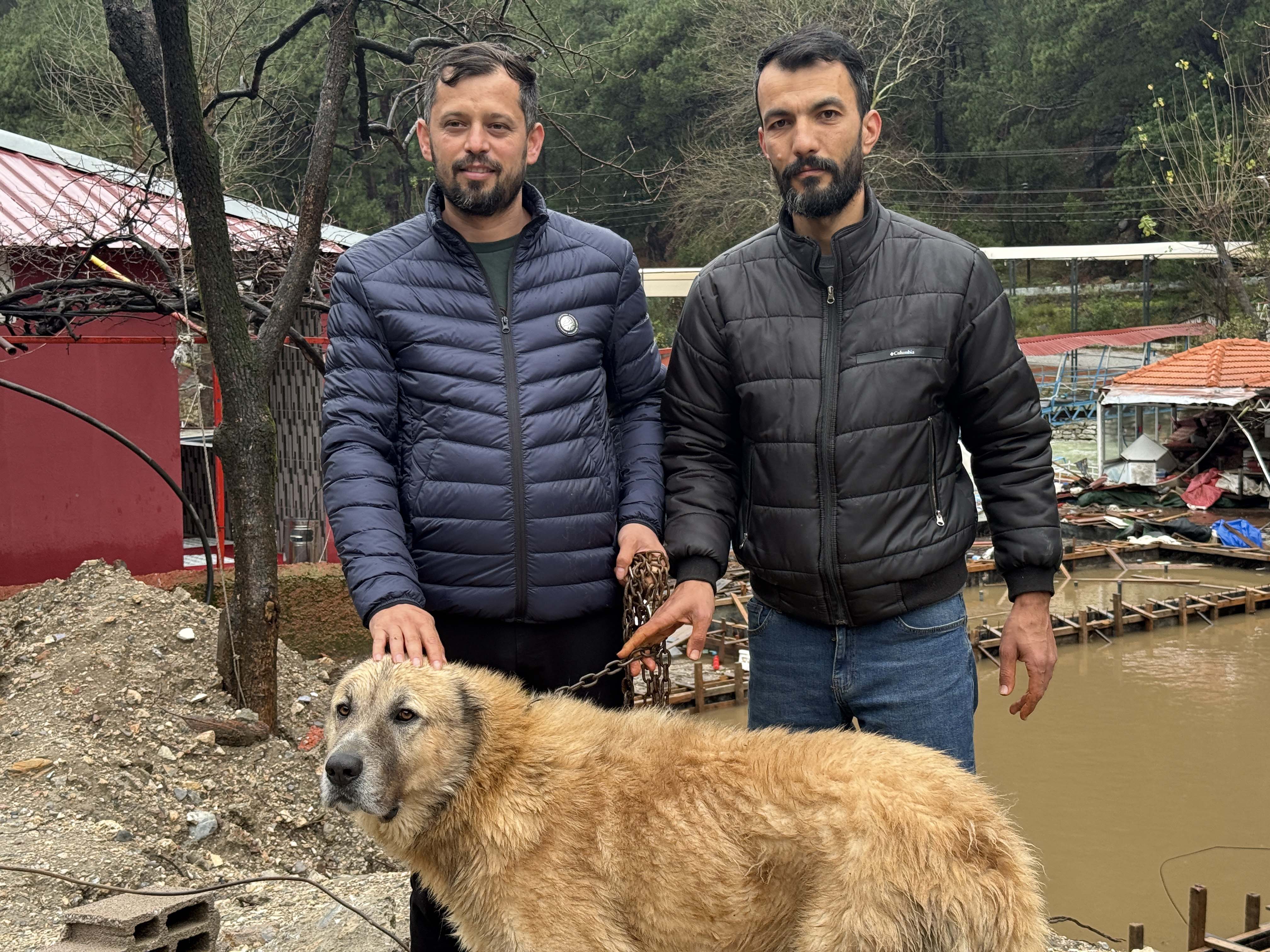 Paşa'yı Canı Pahasına Korudu, Akıntıya Kapılmaktan Son Anda Kurtardı (2)