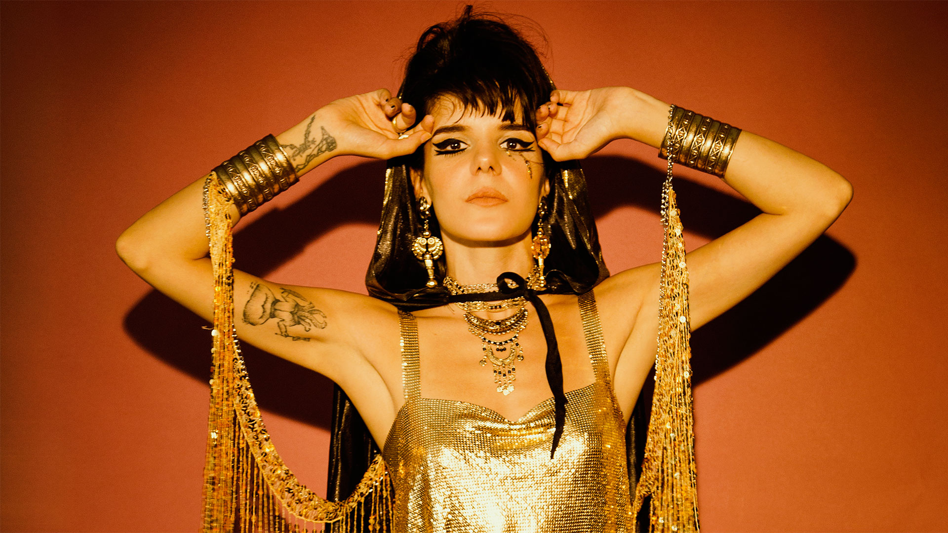 Sevgililer Günü’nde Gaye Su Akyol Antalya’ya Geliyor! (4)