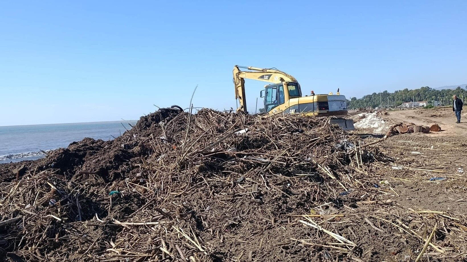 Yağıştan Etkilenen Mersin'in Bazı Bölgelerinde Onarım Çalışması Devam Ediyor (2)