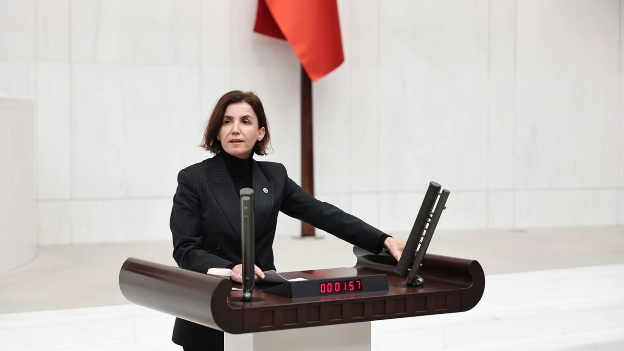 Yuzer Ges Antalyayi Ayaga Kaldirdi (2)-1