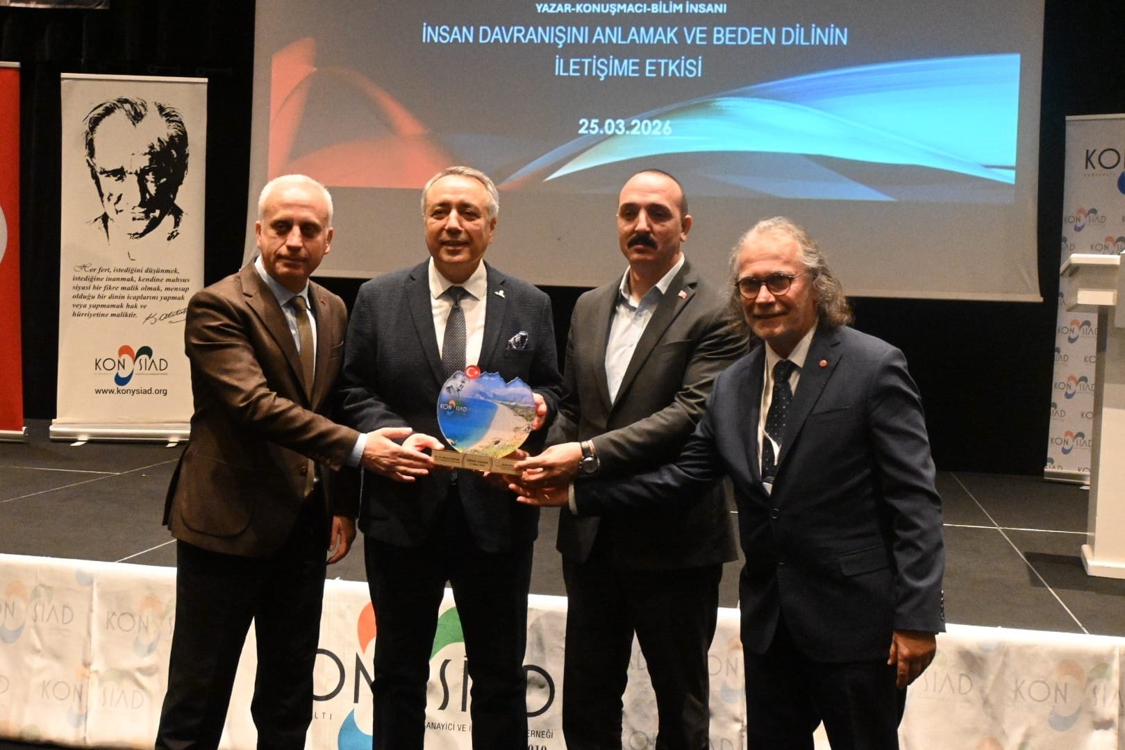 1C4E9C71 6Ad6 4E14 B6Ab 78A7F0C30A15