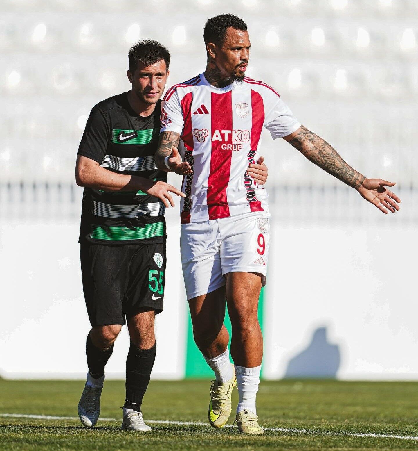 52B6C858 51B9 4B45 9Ac8 9C06584A63Dd