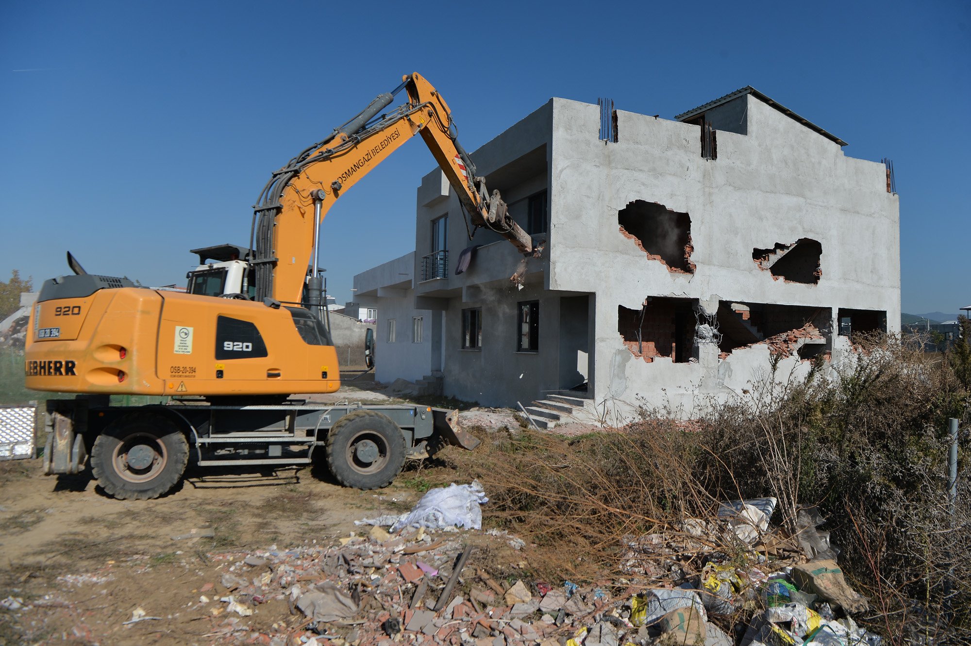Aksu Belediyesi ‘Yıkım’ Için Ihaleye Çıkıyor (1)-1