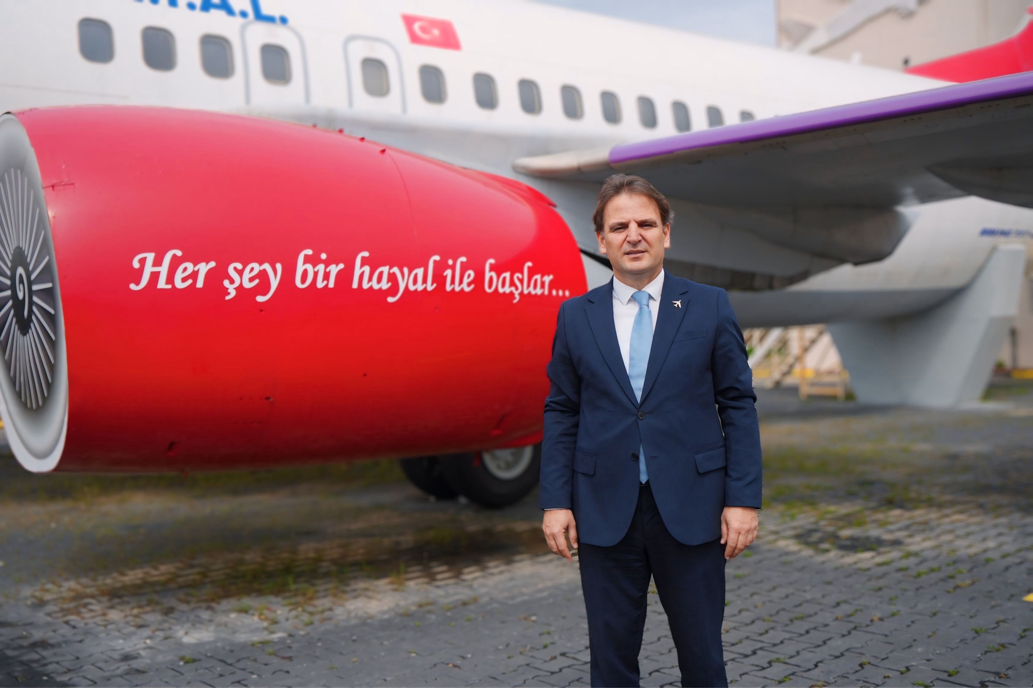 Aksu Havacılık Lisesi’nde Uçak Üzerinde Uygulamalı Eğitim (7)